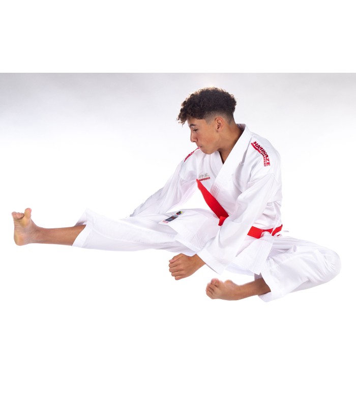 Kamikaze-Karateanzug K-One-WKF Kumite REVERSIBEL, Schultern bestickt rot und blau