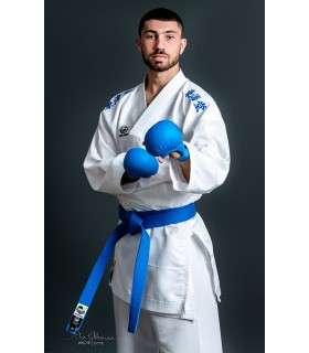 Karategui Tokaido Kumite Master K1 REVERSIBLE, Hombros bordados en rojo y azul